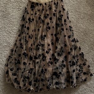 Chic Cream and Black Floral A-Line Skirt